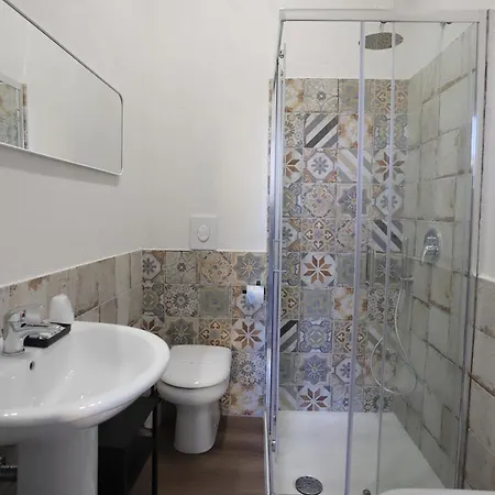 Tammurriata Nera Bedroom Naples