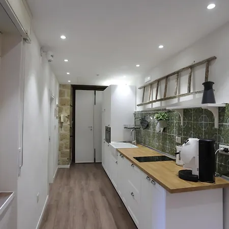 Tammurriata Nera Bedroom Naples