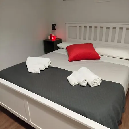 Tammurriata Nera Bedroom 4*